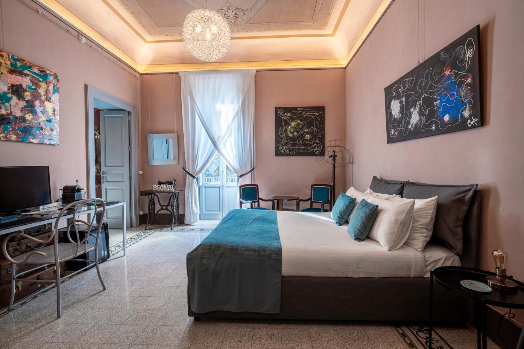 360Me Palace Messina Exterior photo